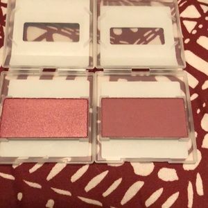 MK Mineral cheek color